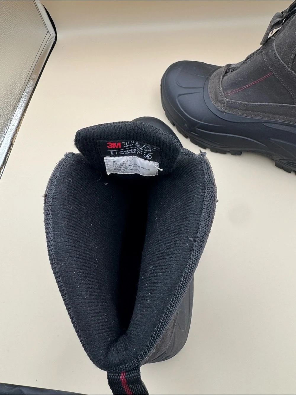 Weatherproof Black and Brown Men's Winter Boots Zip closure Size 8M